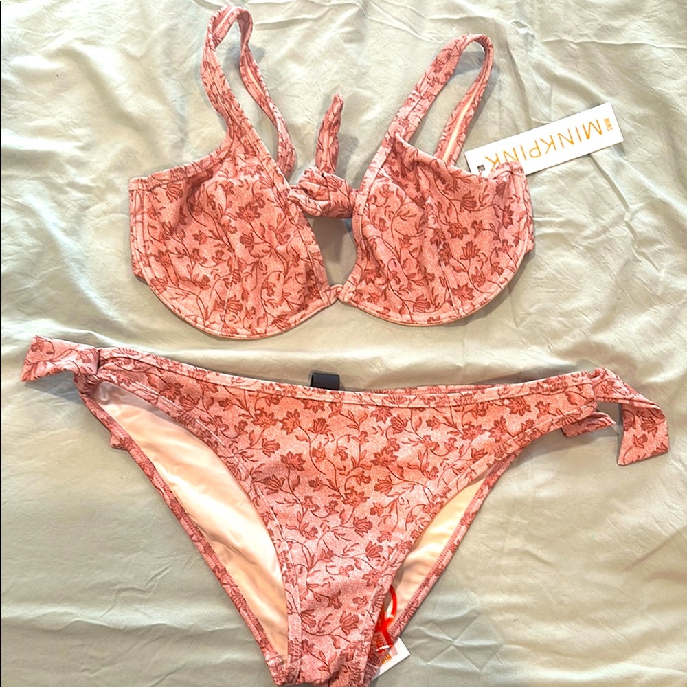NWT XL top, L bottom MINKPINK